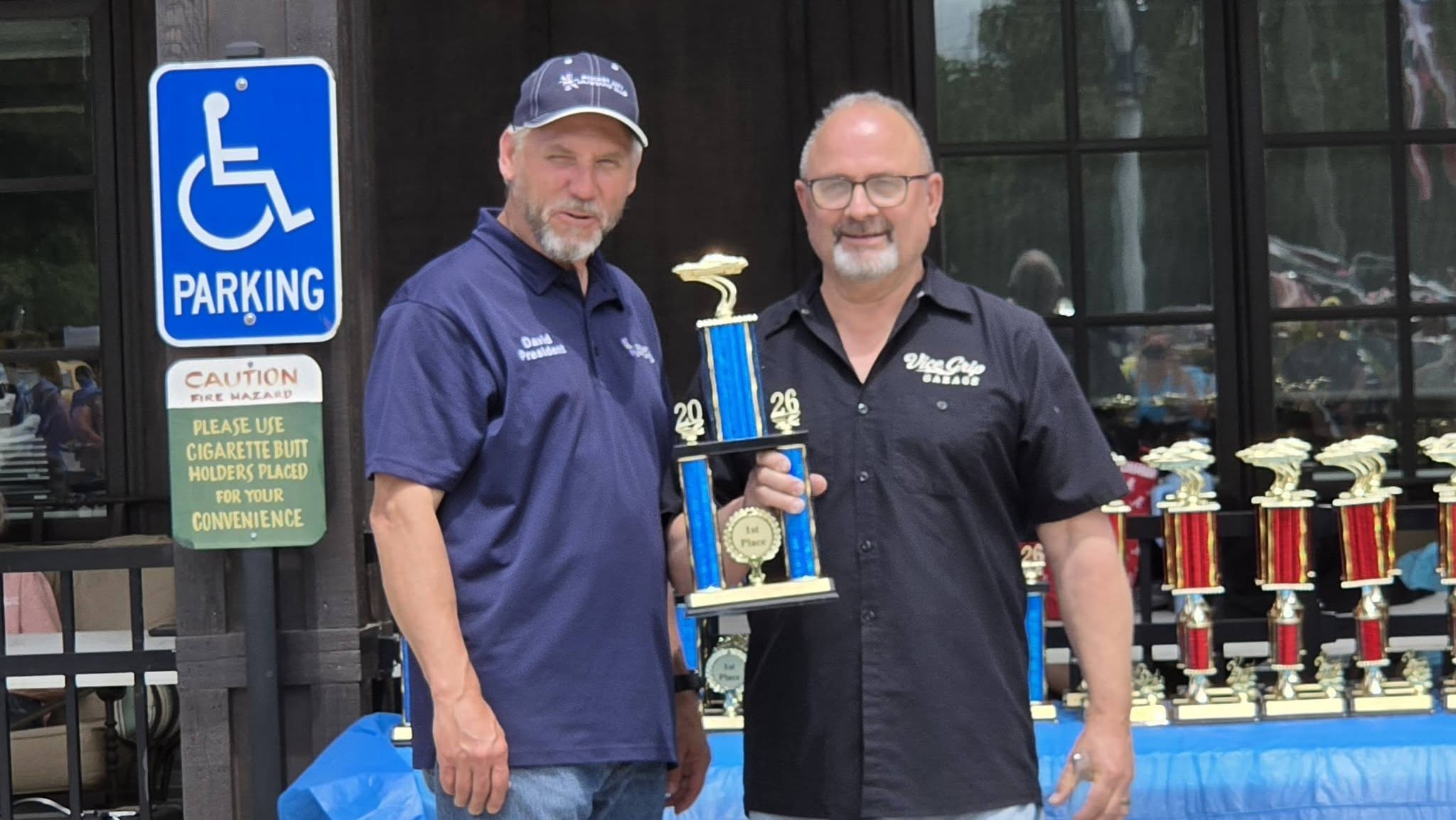Car show picture